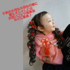画像2: Baby　Wig☆ミニバレッタ式小花＆りぼん付きウィッグ【ヘアーアレンジ/付け毛/赤ちゃん/ウィッグ/ウィッグ付きヘアクリップ/ヘアクリップ/初節句/撮影/七五三/百日/キッズ/kids/子供用ウィッグ/】 (2)