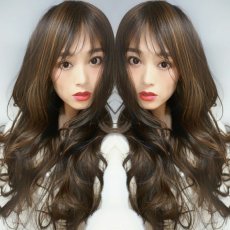 画像2: ふかし加工☆ふわモテヘルシーウェーブロング【002Rカラーベースハイライトmix】 (2)