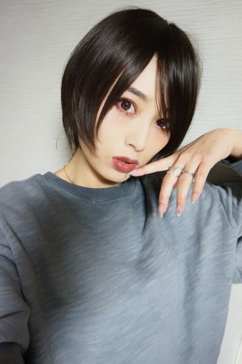 画像13: 《Sサイズ展開有》大人可愛い✩美フォルムレイヤーショートボブ【002R】  (13)