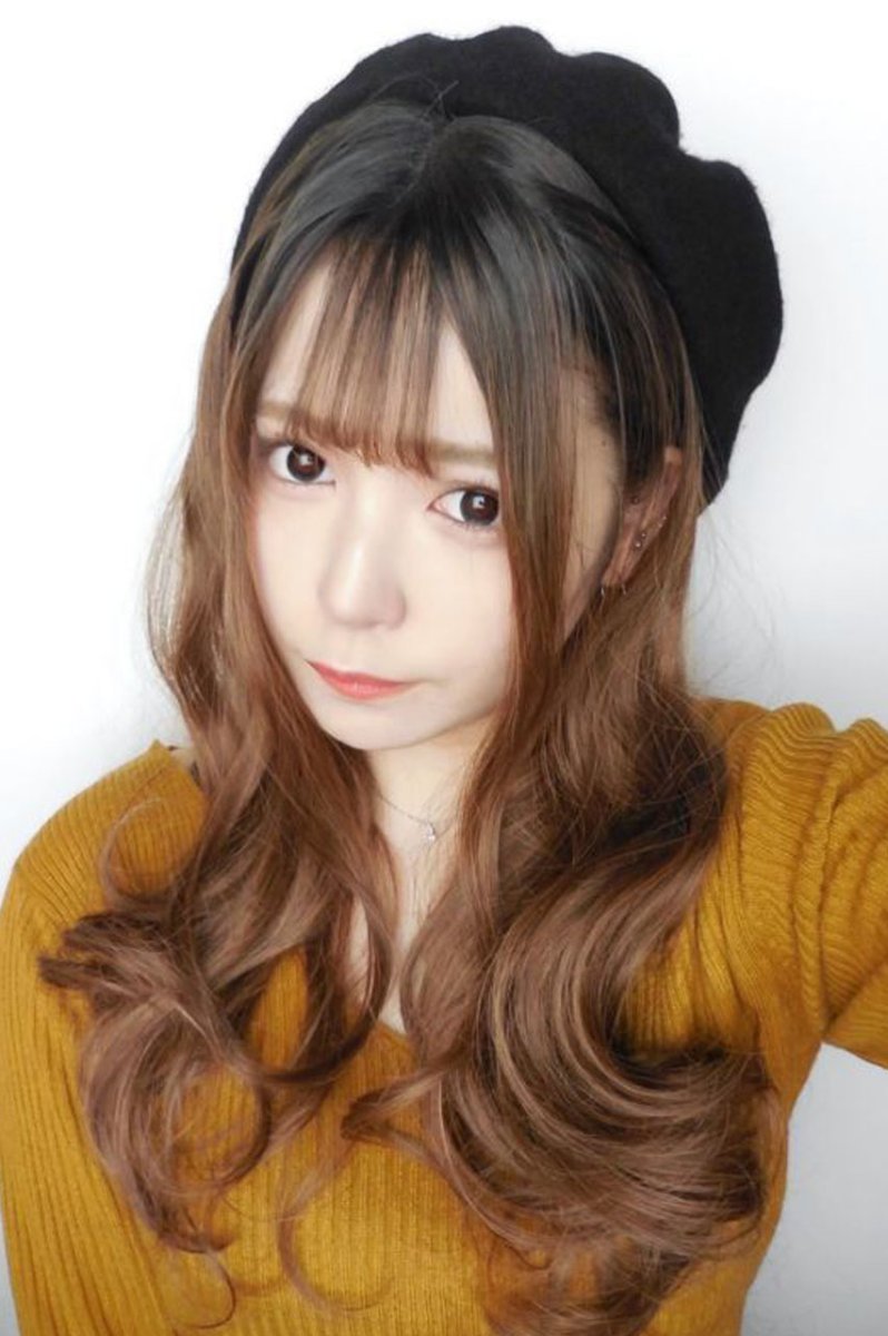 画像17: front lace wig☆シースルーエアリーバングウォームウェーブロング【根元黒染め×ショコラベージュ】 (17)