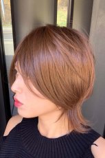 画像12: 【SALE】ふかし加工☆くびれレイヤーショートボブ【根元黒染め×マロンブラウン】　 (12)