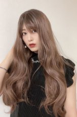 画像12: I型つむじ☆斜め分けランダムゆる巻きウェーブロング【根元黒mix×マロンブラウン】　 (12)