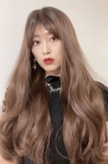 画像15: I型つむじ☆斜め分けランダムゆる巻きウェーブロング【根元黒mix×マロンブラウン】　 (15)