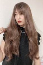 画像13: I型つむじ☆斜め分けランダムゆる巻きウェーブロング【根元黒mix×マロンブラウン】　 (13)