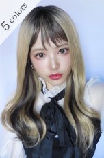 画像1: 【SALE】ふかし加工☆フリンジバング＆サイドインナーカラーゆるカールロング【根元黒染めミルキーゴールド×インナーカラー002R】 (1)
