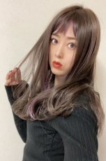 画像15: ふかし加工☆フリンジバング＆サイドインナーカラーゆるカールロング【002R×インナーカラーアッシュグレープパープル】 (15)