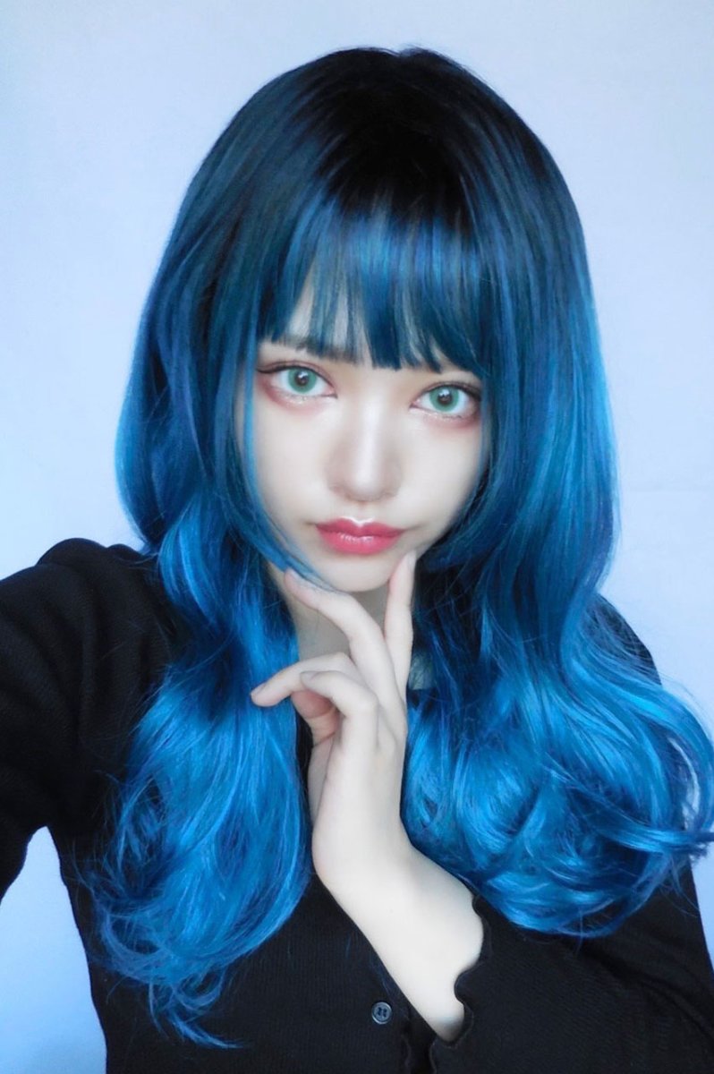 画像8: 《SALE》ふかし加工☆オルチャン風シースルーバングフェミニンカールロング【根元黒染め×ピーコック・グリーン×マゼラン・ブルー】 (8)