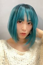 画像16: 【SALE】シースルーバング☆前下がりクラシカルボブ【根元黒染め×エメラルドグリーン】 (16)