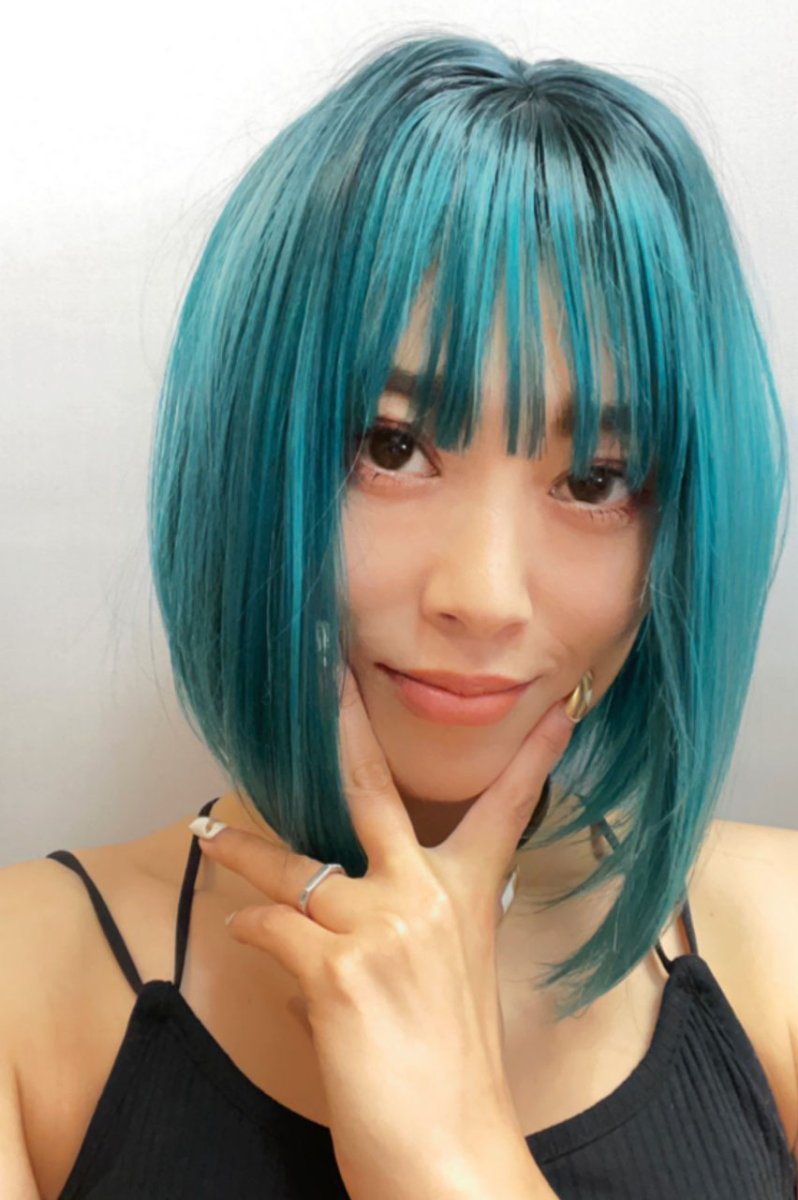 画像6: 【SALE】シースルーバング☆前下がりクラシカルボブ【根元黒染め×エメラルドグリーン】 (6)