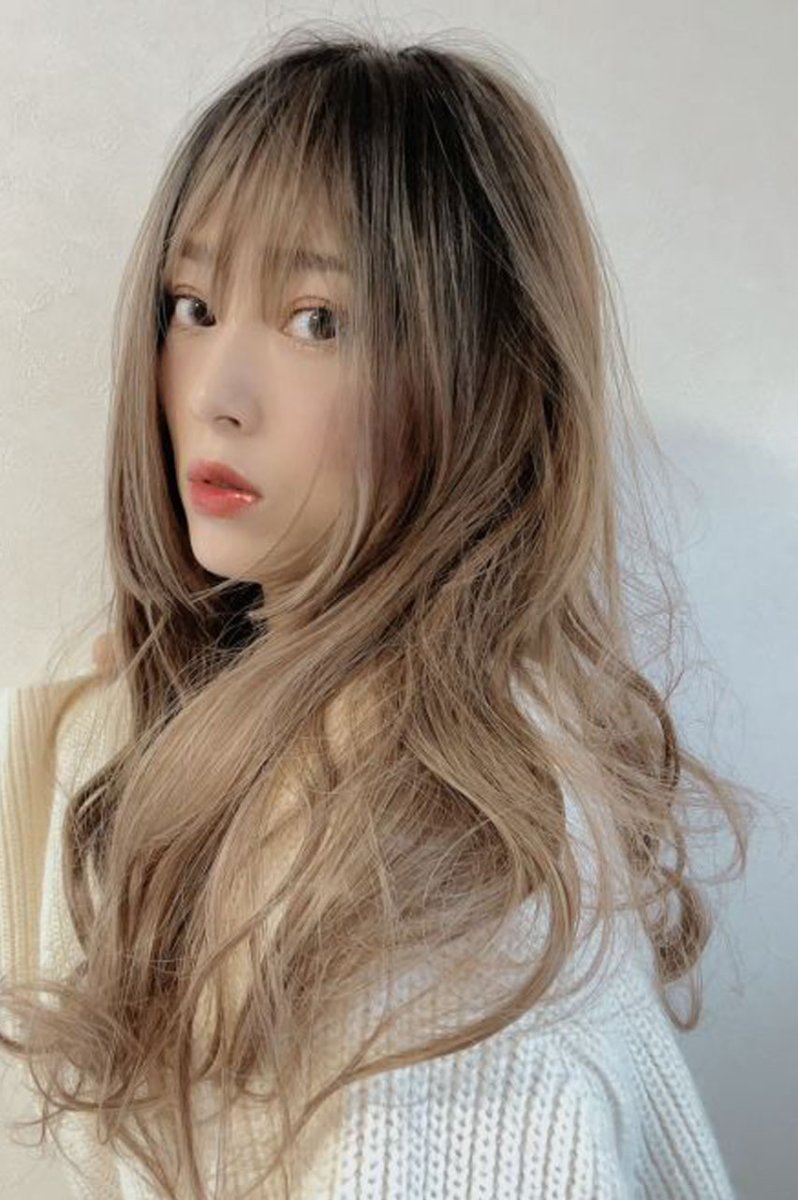 画像12: ふかし加工☆オルチャン風シースルーバングフェミニンカールロング【根元黒染め×シフォンベージュ】 (12)