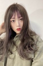 画像5: ふかし加工☆フリンジバング＆サイドインナーカラーゆるカールロング【002R×インナーカラーアッシュグレープパープル】 (5)