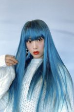 画像9: 【SALE】幅広つむじ☆ぱっつん前髪ブラントカットストレートロング【根元ブラックmix×ピーコック・グリーン×マゼラン・ブルー】　　 (9)