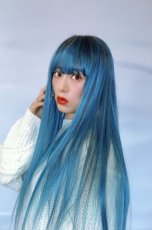 画像11: 【SALE】幅広つむじ☆ぱっつん前髪ブラントカットストレートロング【根元ブラックmix×ピーコック・グリーン×マゼラン・ブルー】　　 (11)