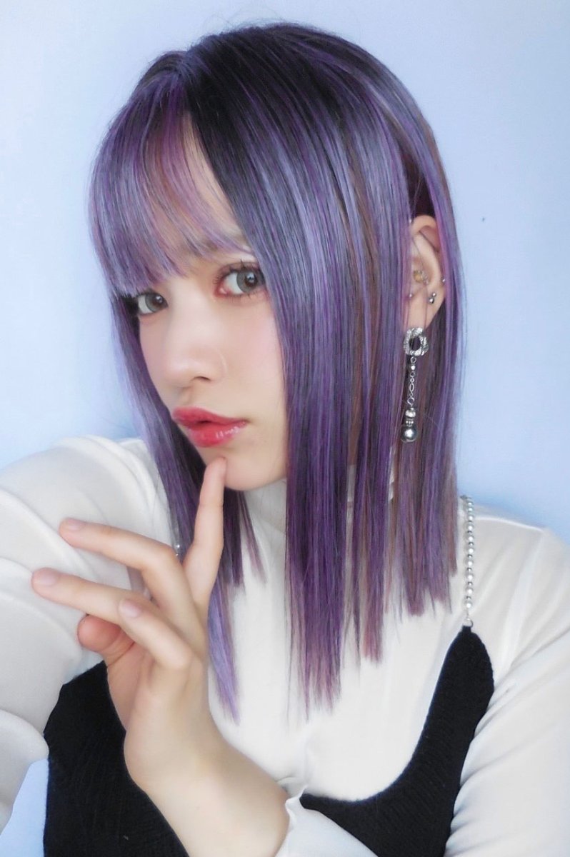 画像2: 【SALE】切りっぱなしストレートセミロング【根元黒mixアッシュグレープパープルブラウンmix】 (2)