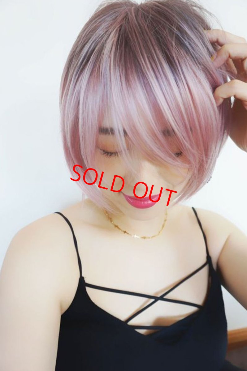 画像12: 《Sサイズ展開有》大人可愛い✩美フォルムレイヤーショートボブ【根元黒mix×シュガーピンク】  (12)