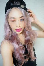 画像12: 【SALE】ふかし加工☆ヌーディカジュアルウェーブロング【根元黒染め×シュガーピンク】 (12)