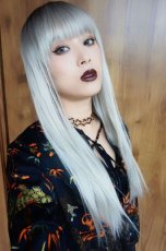 画像17: 幅広つむじ☆ぱっつん前髪ブラントカットストレートロング【根元黒mix×プラチナゴールド】　　 (17)