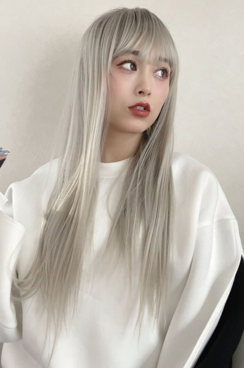 画像5: 幅広つむじ☆ぱっつん前髪ブラントカットストレートロング【根元黒mix×プラチナゴールド】　　 (5)