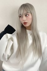 画像6: 幅広つむじ☆ぱっつん前髪ブラントカットストレートロング【根元黒mix×プラチナゴールド】　　 (6)