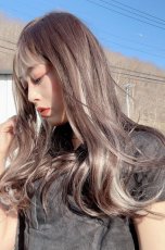 画像13: 【SALE】ふかし加工☆フリンジバング＆サイドインナーカラーゆるカールロング【002R×インナーカラープラチナゴールド】 (13)