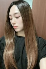 画像8: front lace wig☆センターパート☆ワンレンストレートロング【根元黒染め×ベーシックブラウン】 (8)