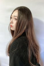 画像9: front lace wig☆センターパート☆ワンレンストレートロング【根元黒染め×ショコラブラウングラデ】 (9)