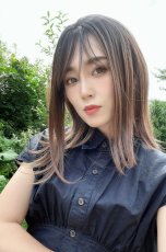 画像11: front lace wig☆エアリーバングCカールロブ【根元黒染め×キャラメルベージュ】 (11)