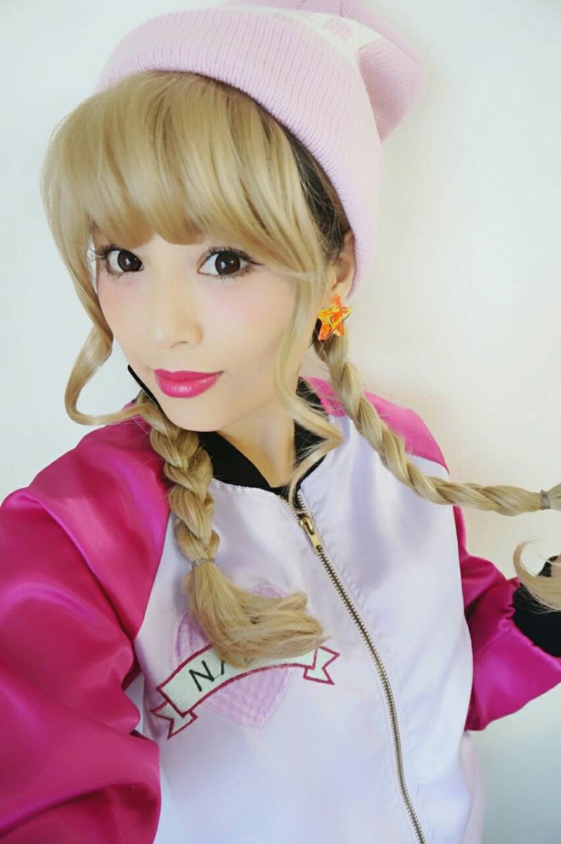 画像2: 《税抜き6900円お買い上げのお客様プレゼント》サイド付き☆ガーリーラウンドカールバング【全2色】 (2)