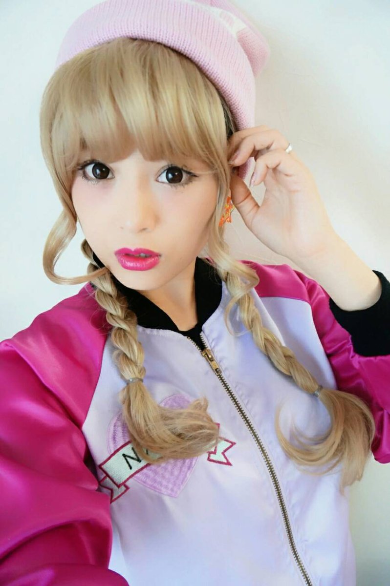 画像4: 《税抜き6900円お買い上げのお客様プレゼント》サイド付き☆ガーリーラウンドカールバング【全2色】 (4)