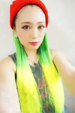 画像1:  《税抜き6900円お買い上げのお客様プレゼント》襟足ウィッグ☆グラデーションロングストレート【ネオンイエロー×グリーン混合毛先ネオンイエロー】 (1)
