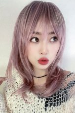 画像2: 【SALE】シースルーバング☆小顔レイヤーミディ【根元黒mix×シュガーピンク】　 (2)