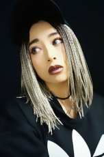 画像5: I　型つむじ☆センター分け☆ブレイズ編みミディ【根元黒染め×プラチナゴールド】 (5)