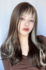 画像6: 【SALE】ふかし加工☆フリンジバング＆サイドインナーカラーゆるカールロング【002R×インナーカラープラチナゴールド】 (6)