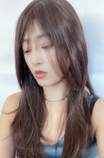 画像8: 《Sサイズ展開あり》極薄ふかし加工✩シースルーバング☆小顔レイヤーエアリーロング【ダークチェリー】 (8)