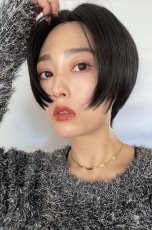 画像19: front ＆つむじlace wigセンターパートミニマムショート【ナチュラルブラック】 (19)