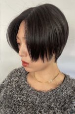 画像21: front ＆つむじlace wigセンターパートミニマムショート【ナチュラルブラック】 (21)