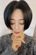 画像16: front ＆つむじlace wigセンターパートミニマムショート【ナチュラルブラック】 (16)