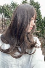 画像2: 幅広I型つむじ☆angelicワンカールセミロング【シアーダークブラックブラウン】 (2)