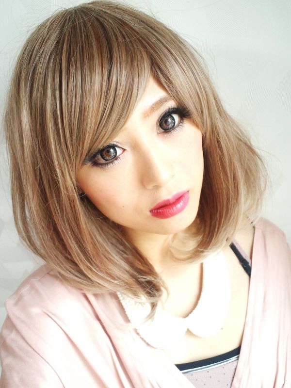 廃盤完売商品 ロマンスカールボブ ミルクティーグラデ 耐熱 ショートウィッグ ボブウィッグ Akb 前田敦子風 あっちゃん風 ミックスカラー グラデカラー フェミニン系 ガーリー系 Sugar Cranz