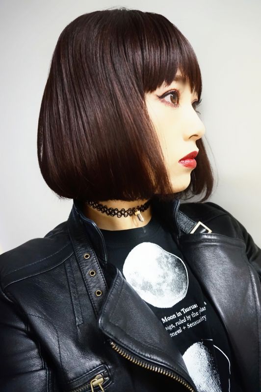 廃盤完売商品 ぱっつん小顔モード切りっぱなしボブ ダークチェリー Sugar Cranz