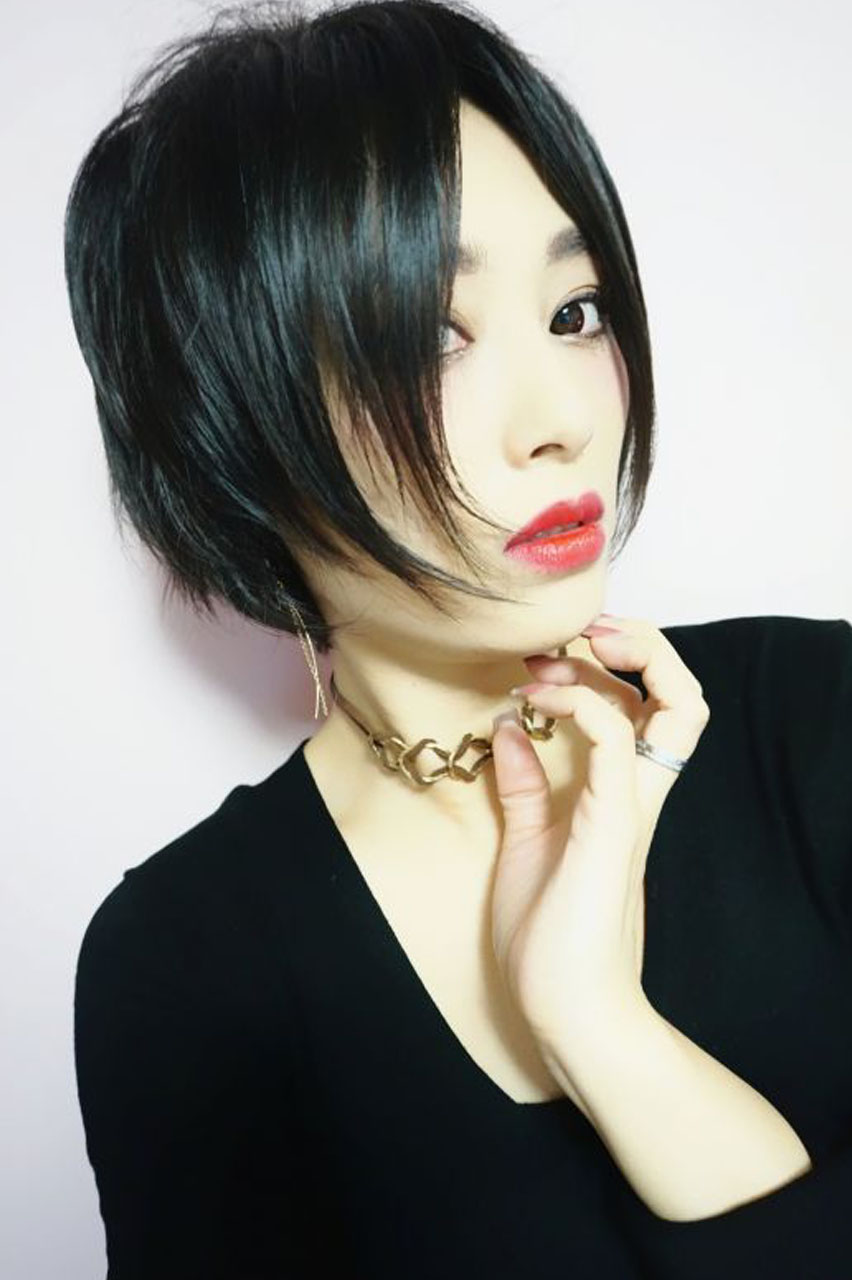 Nana風ショートなwigで簡単に返信 前髪もセンター分けなどアレンジ自在