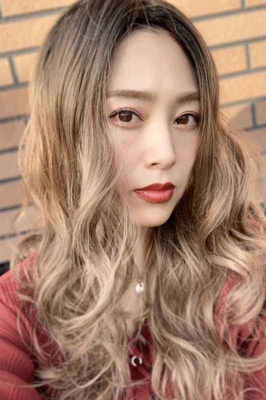 ウェットヘアでセクシーおフェロ女子なヘアスタイルはsugarcranzにお任せ