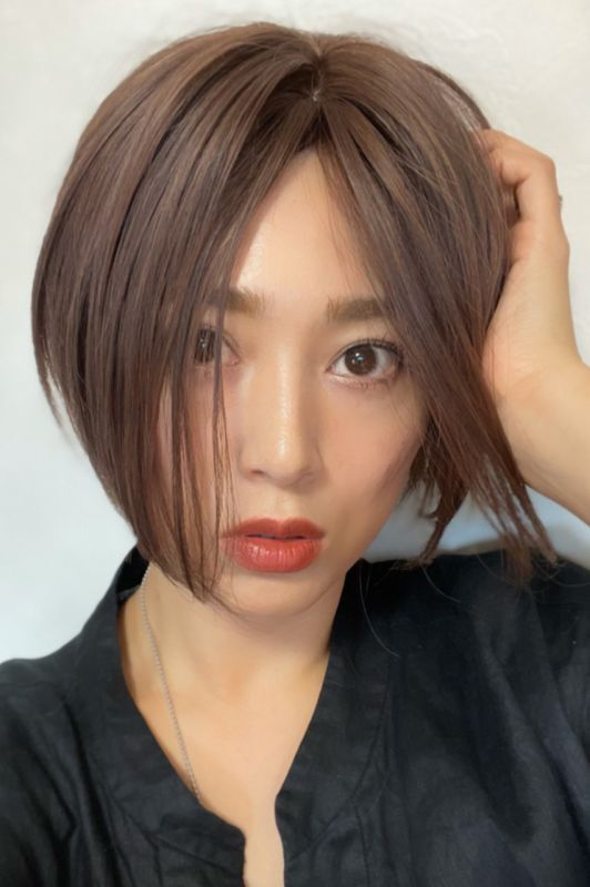 ロングバング小顔ハンサムショートボブ